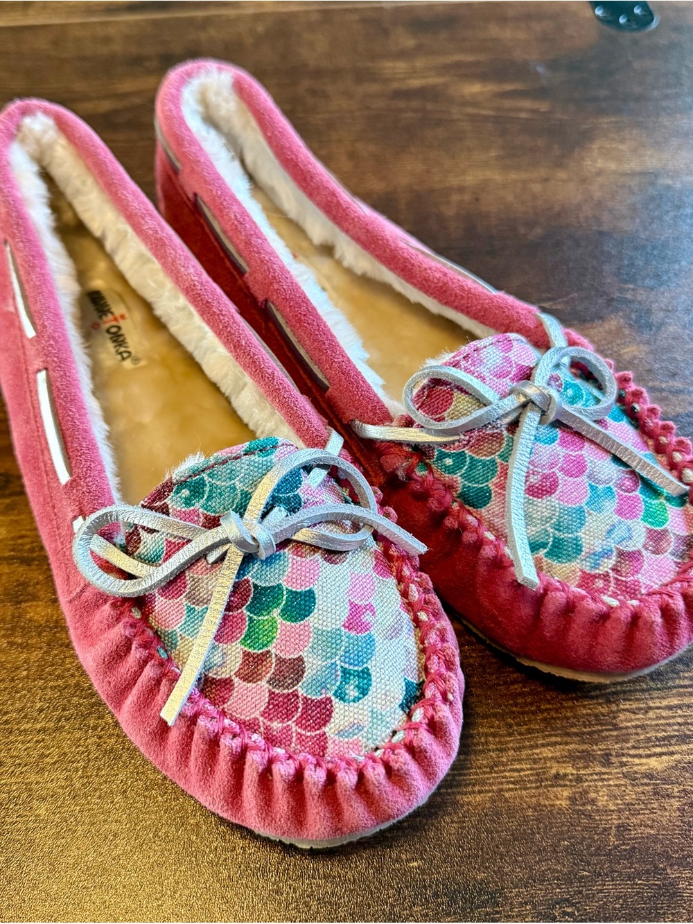 Minnetonka Kids Pink Moccasins with Multicolor Mermaid-Scale Toe